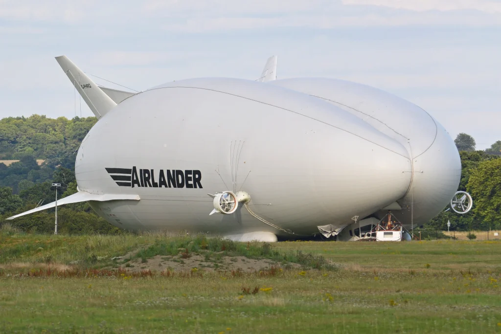 Airlander 10, The Future of Aviation - Channeliam / Channel I'M English