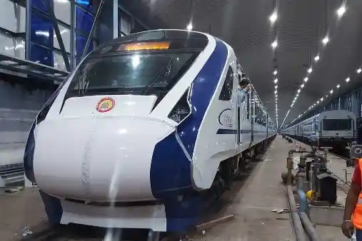 Vande Bharat Sleeper Train