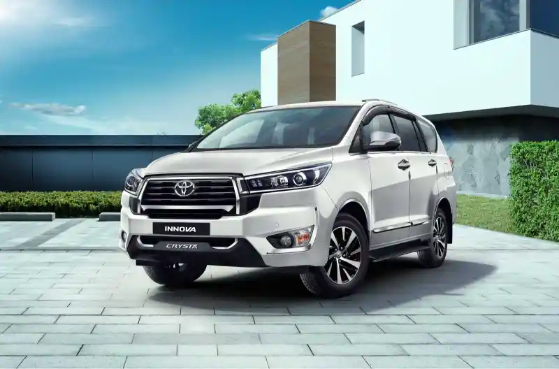 2025 Toyota Innova Crysta