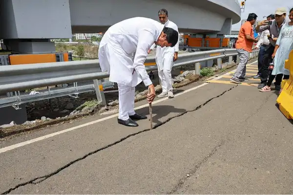Atal Setu road damage fine