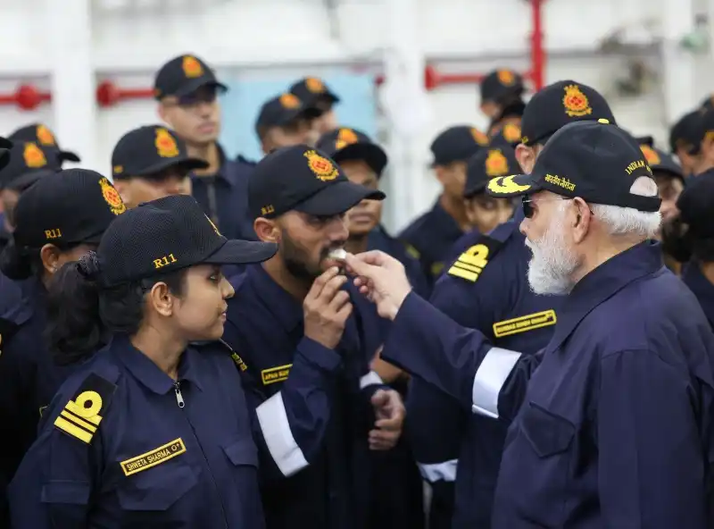 PM Modi Diwali INS Vikrant 2025