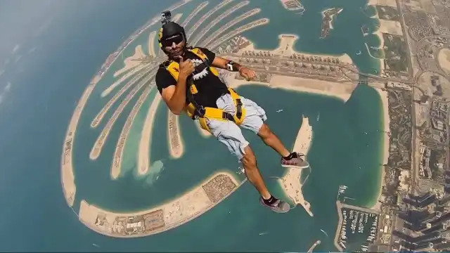 Sheikh Hamdan skydiving Palm Jumeirah