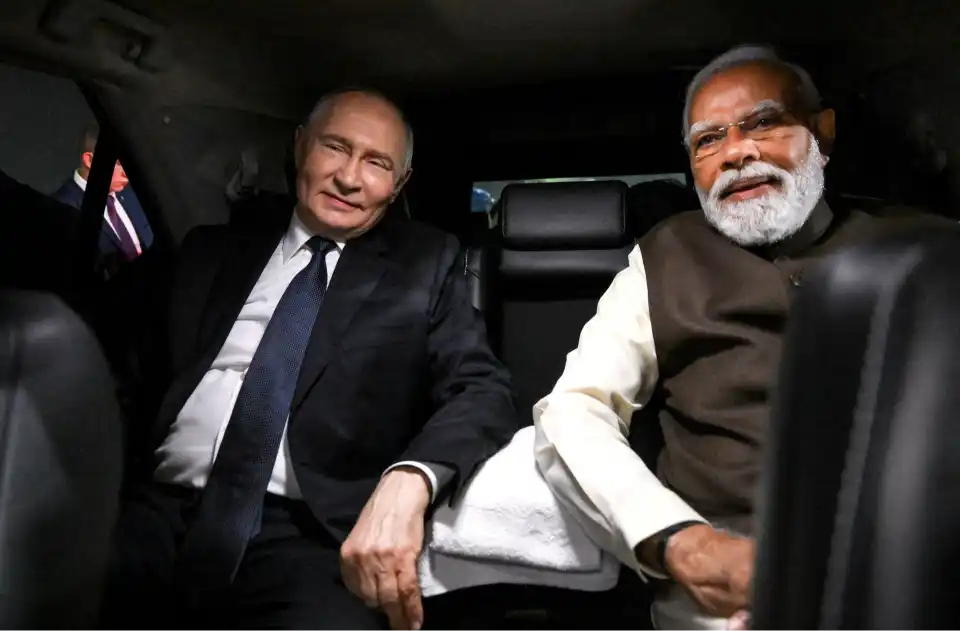 putin modi shared toyota fortuner visit india 2025