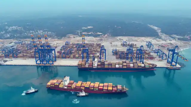 vizhinjam international seaport first year record performance