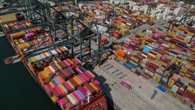 cochin shipyard hd hyundai 500m shipbuilding jv