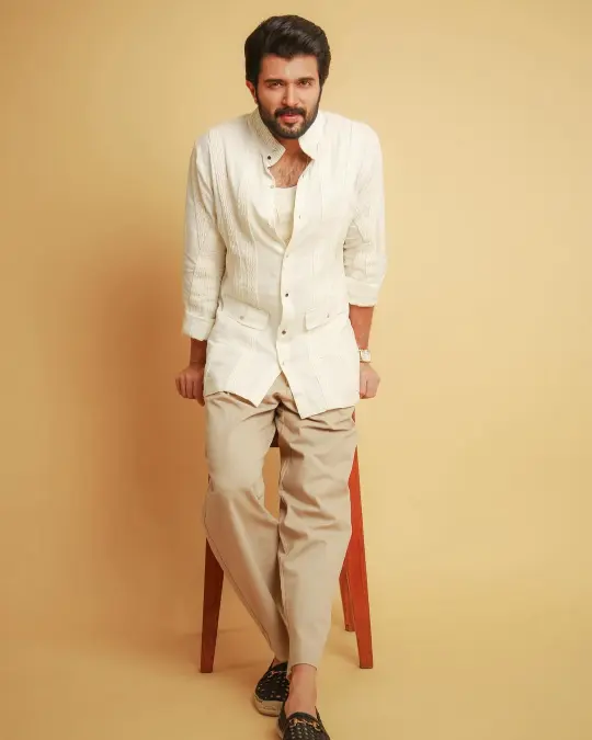 vijay deverakonda net worth career journey