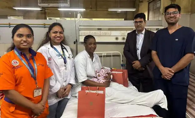 baby born mumbai airport ambulance csmia