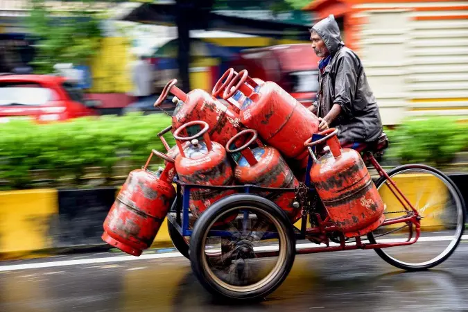 lpg cylinder price hike india march 2026