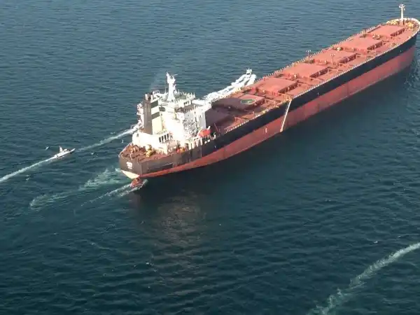 iran strait of hormuz vessel passage rules