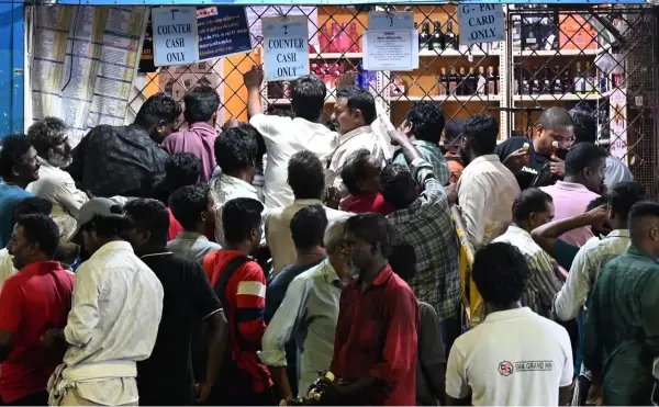 tamil nadu tasmac shop closures vijay government