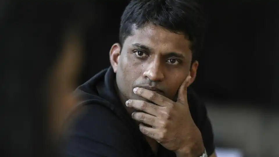 byju raveendran singapore contempt case prison sentence