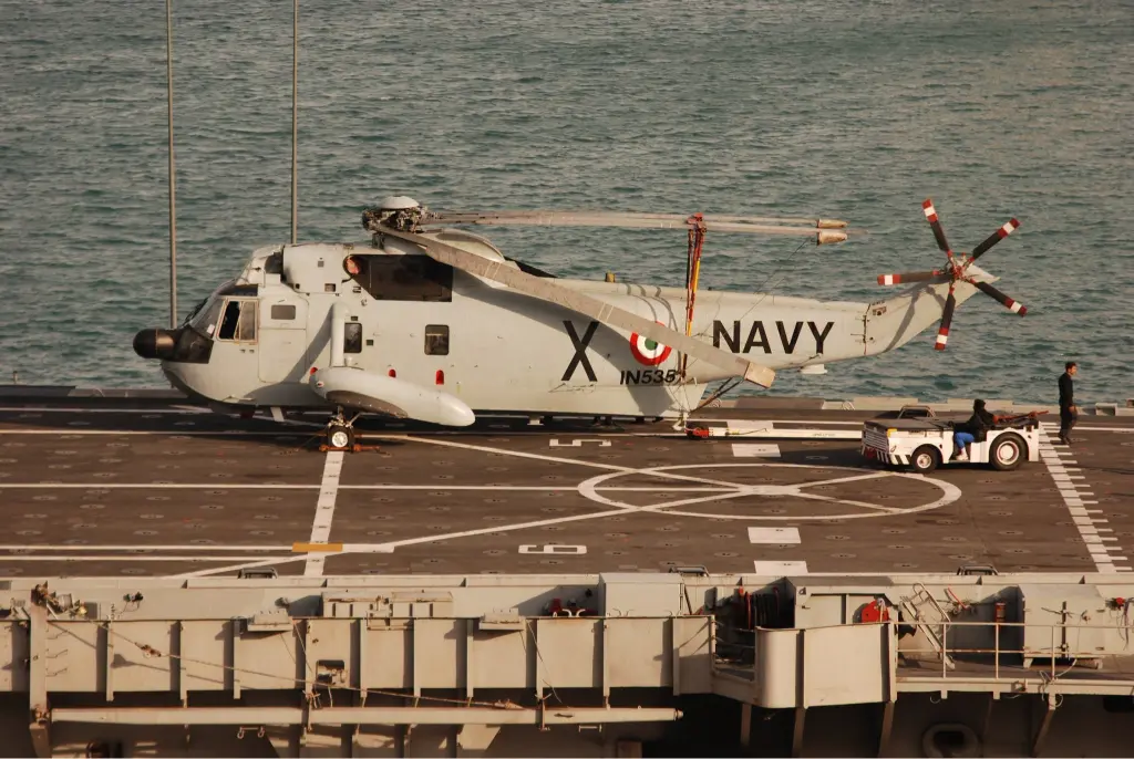 indian navy sea king mk42b retirement inas330