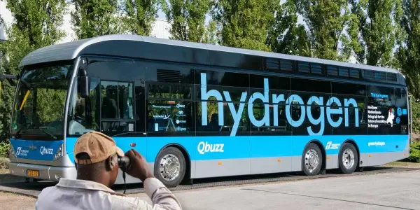 india hydrogen powered buses trucks pilot project