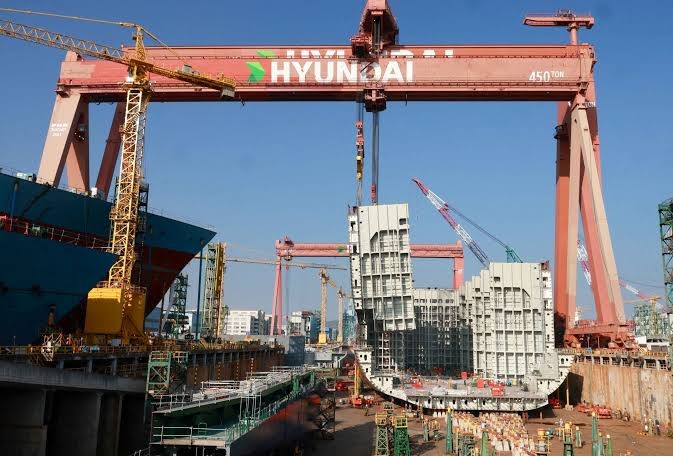 HD Hyundai AI Shipyard Robots