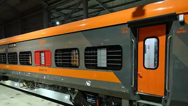 indian railways to manufacture 17000 new general sleeper coaches