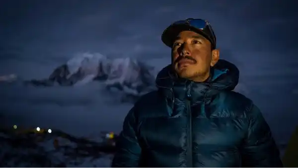 nirmal purja broad peak avalanche pakistan