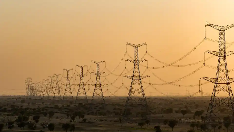 adani energy solutions maharashtra transmission project