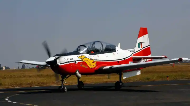 hal htt40 trainer aircraft iaf delivery 70 aircraft