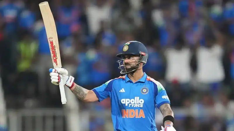 virat kohli breaks sachin tendulkar home odi run record