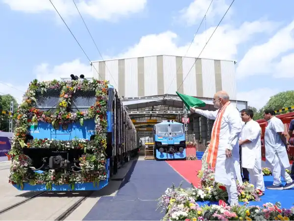india first lng powered train sabarmati ahmedabad