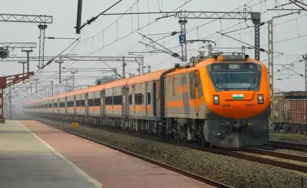 vande bharat vs amrit bharat trains fare speed facilities