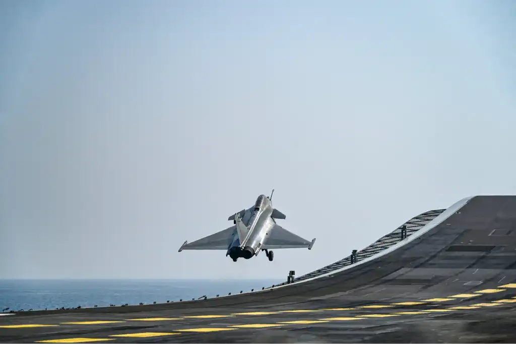 Rafale Marine Maiden Landing on INS Vikrant
