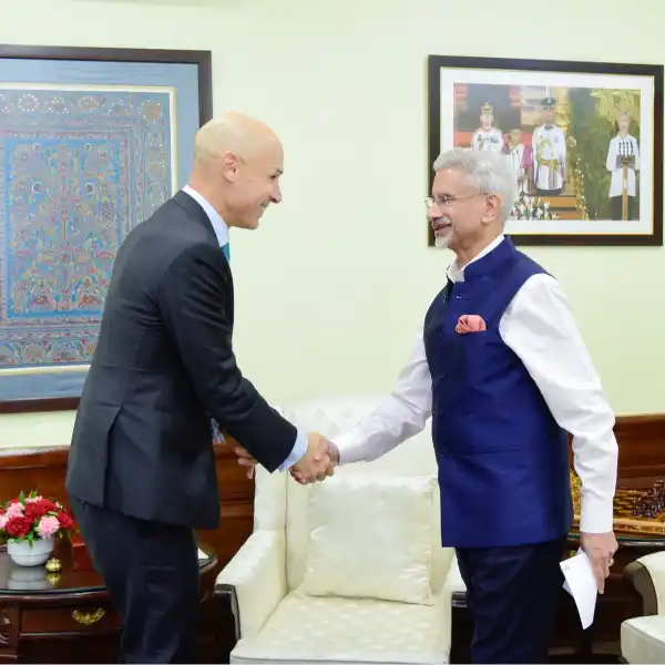 jaishankar meets swift ceo global trade financial connectivity